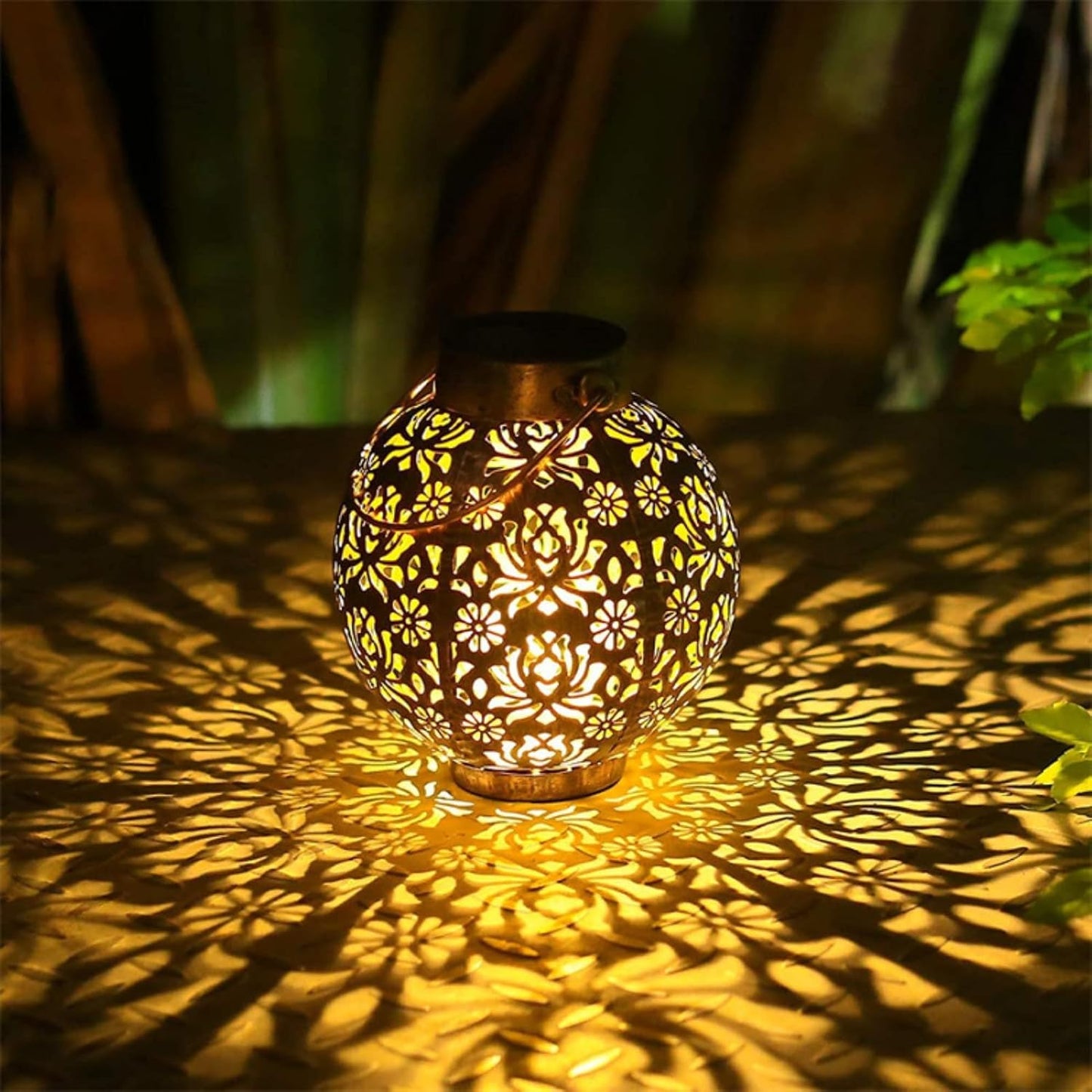 Vintage Solar Lantern for Garden & Patio, Warm White Decorative Outdoor Iron Light